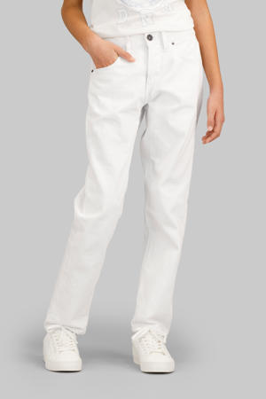 loose fit jeans wit