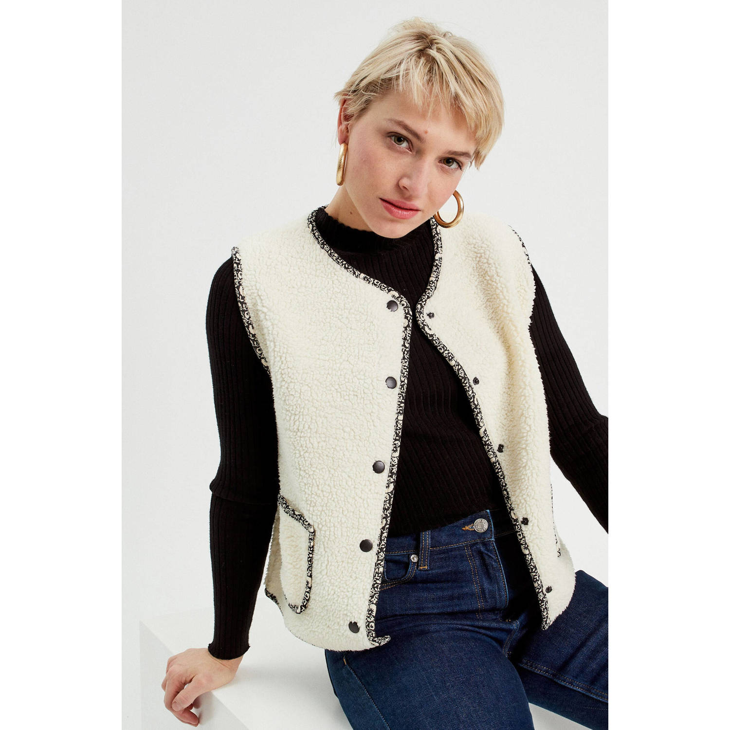 Cache gilet ecru