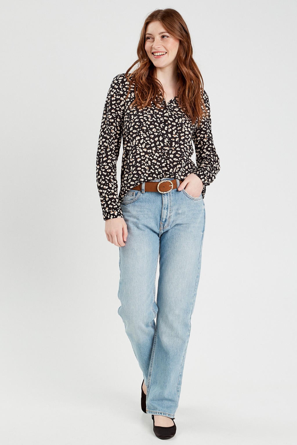 Zwart en bruine dames Cache Cache blouse van viscose met dierenprint, lange mouwen, V-hals en knoopsluiting