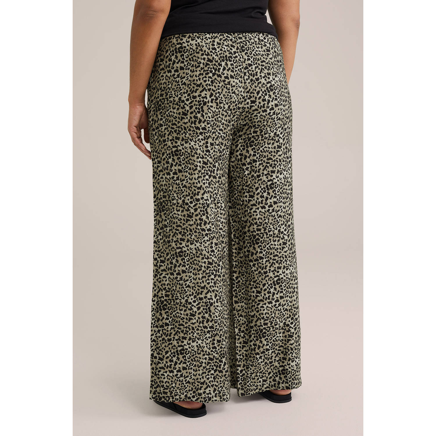 WE Fashion Curve regular waist broek zwart