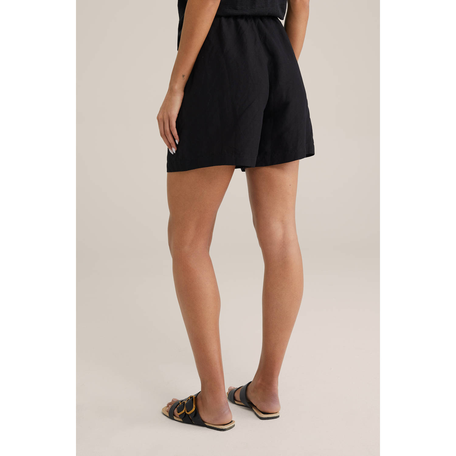 WE Fashion regular waist casual short zwart