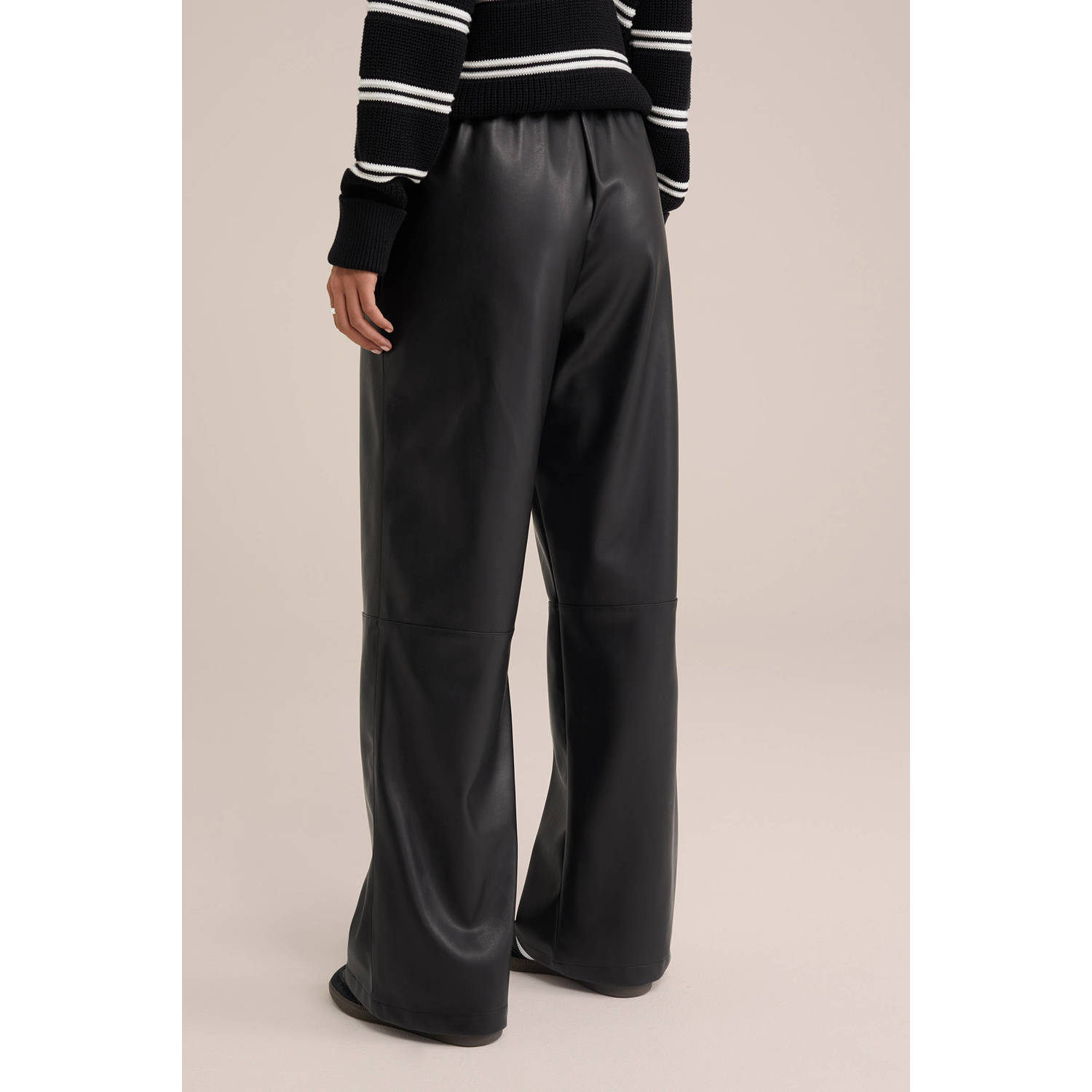 WE Fashion regular waist broek zwart