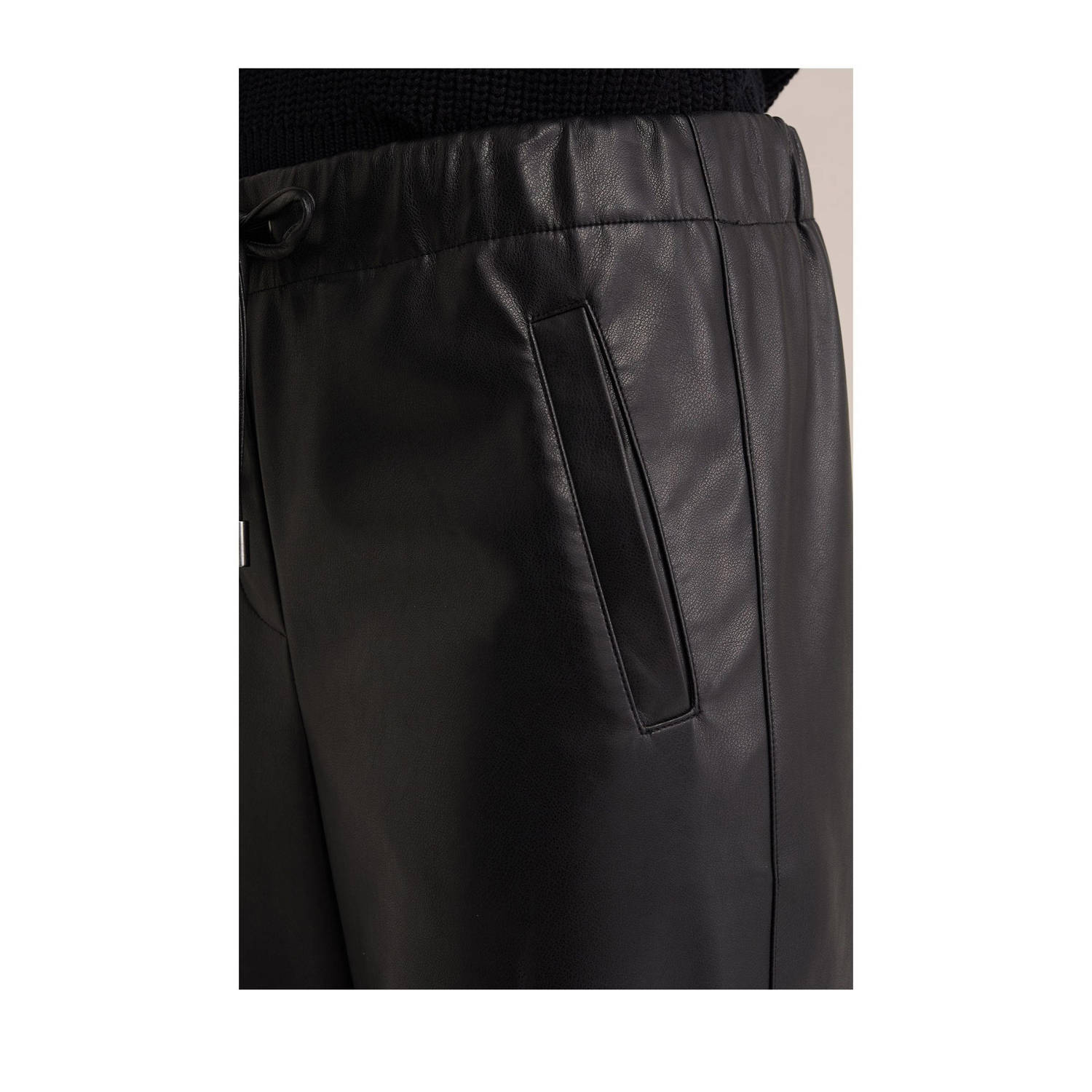 WE Fashion regular waist broek zwart