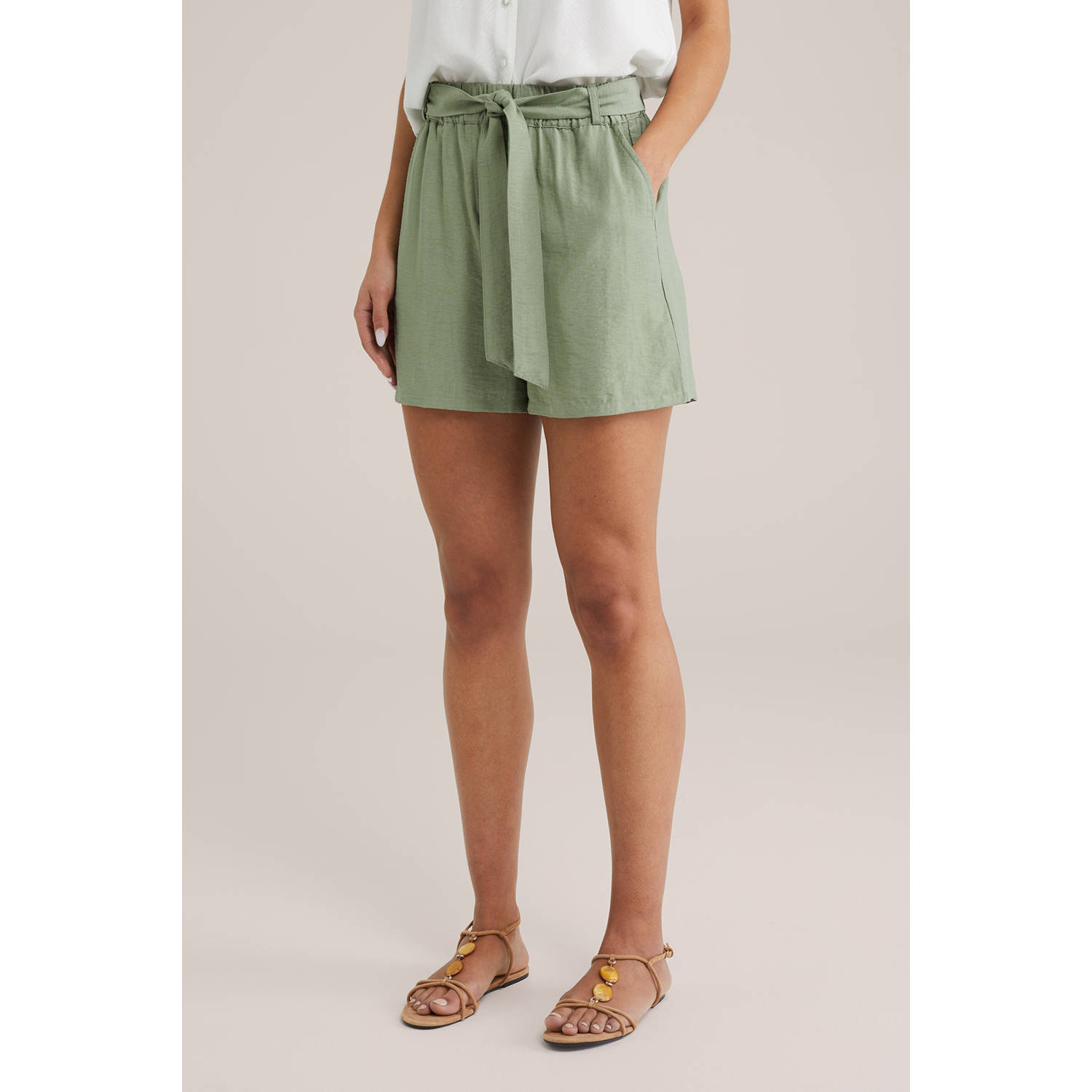 WE Fashion high waist casual short lichtkaki