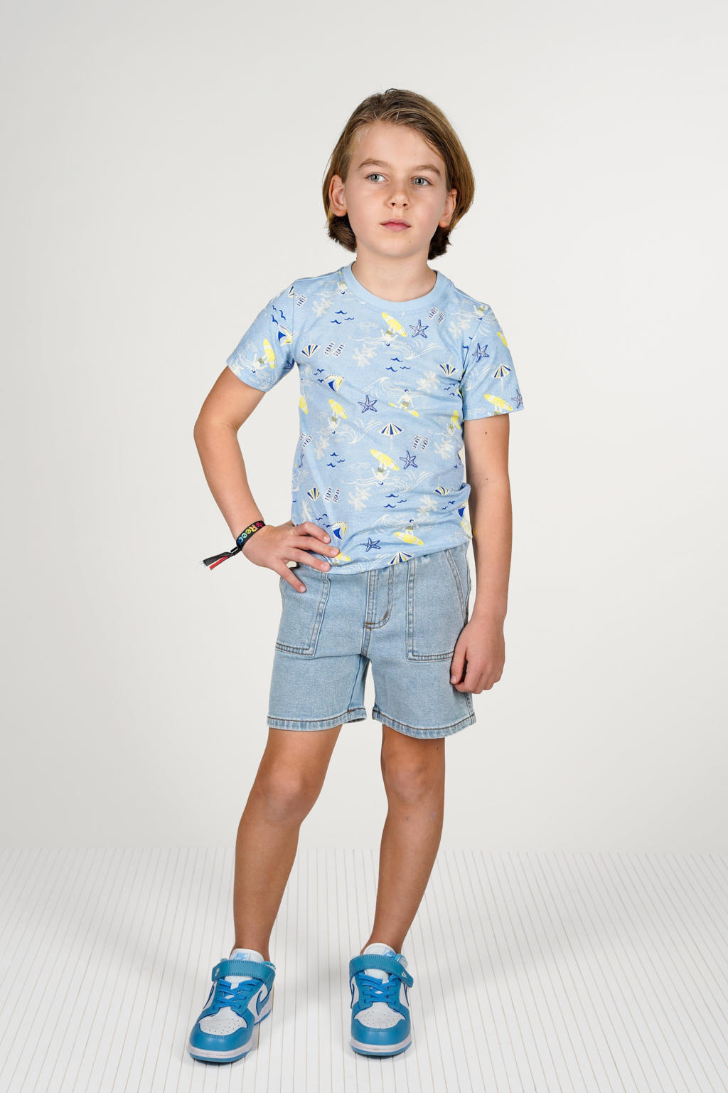 Light blue denim jongens B.Nosy short van stretchdenim met regular waist, elastische tailleband met koord en effen