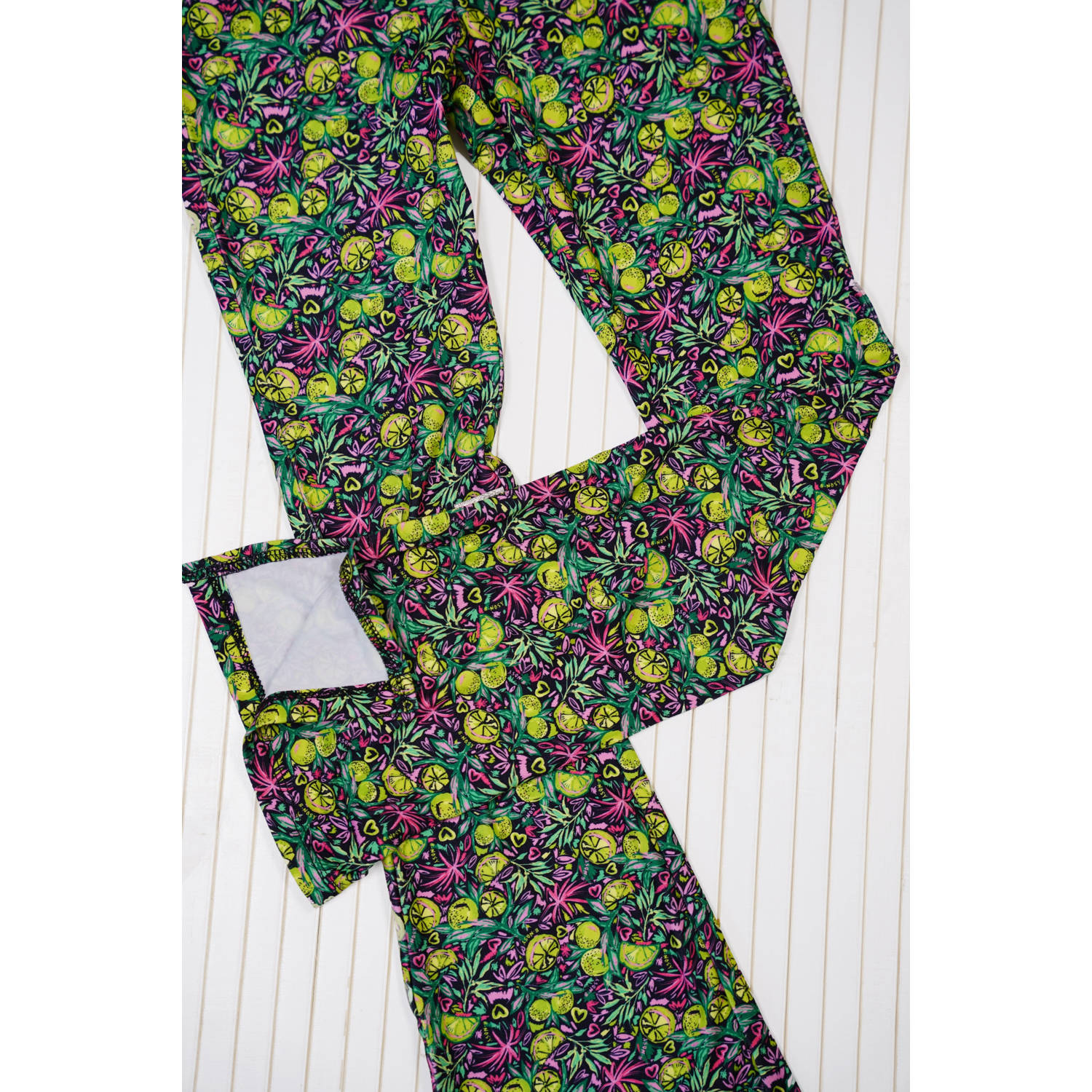 B.Nosy flared legging groen