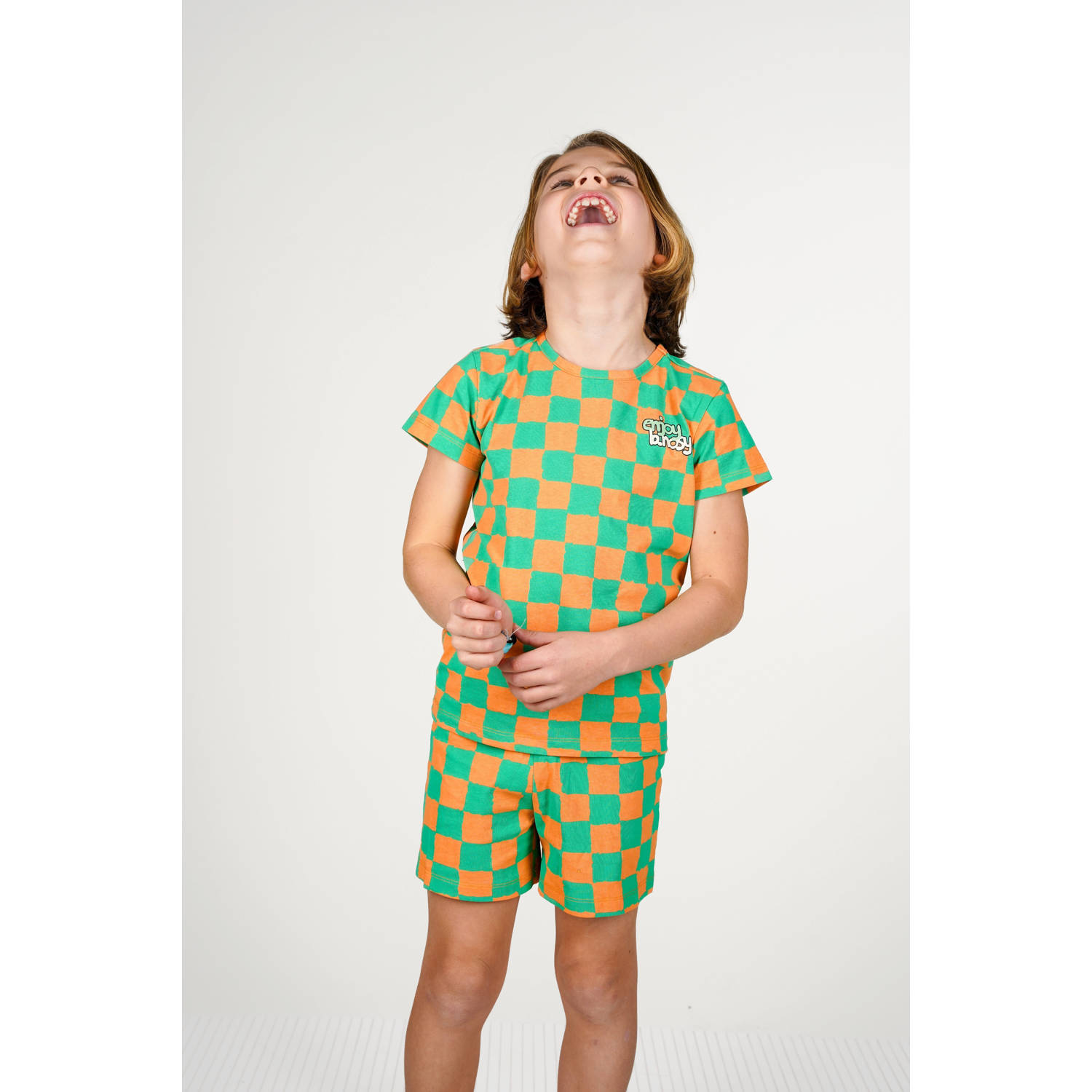 B.Nosy shortama Zepp oranje