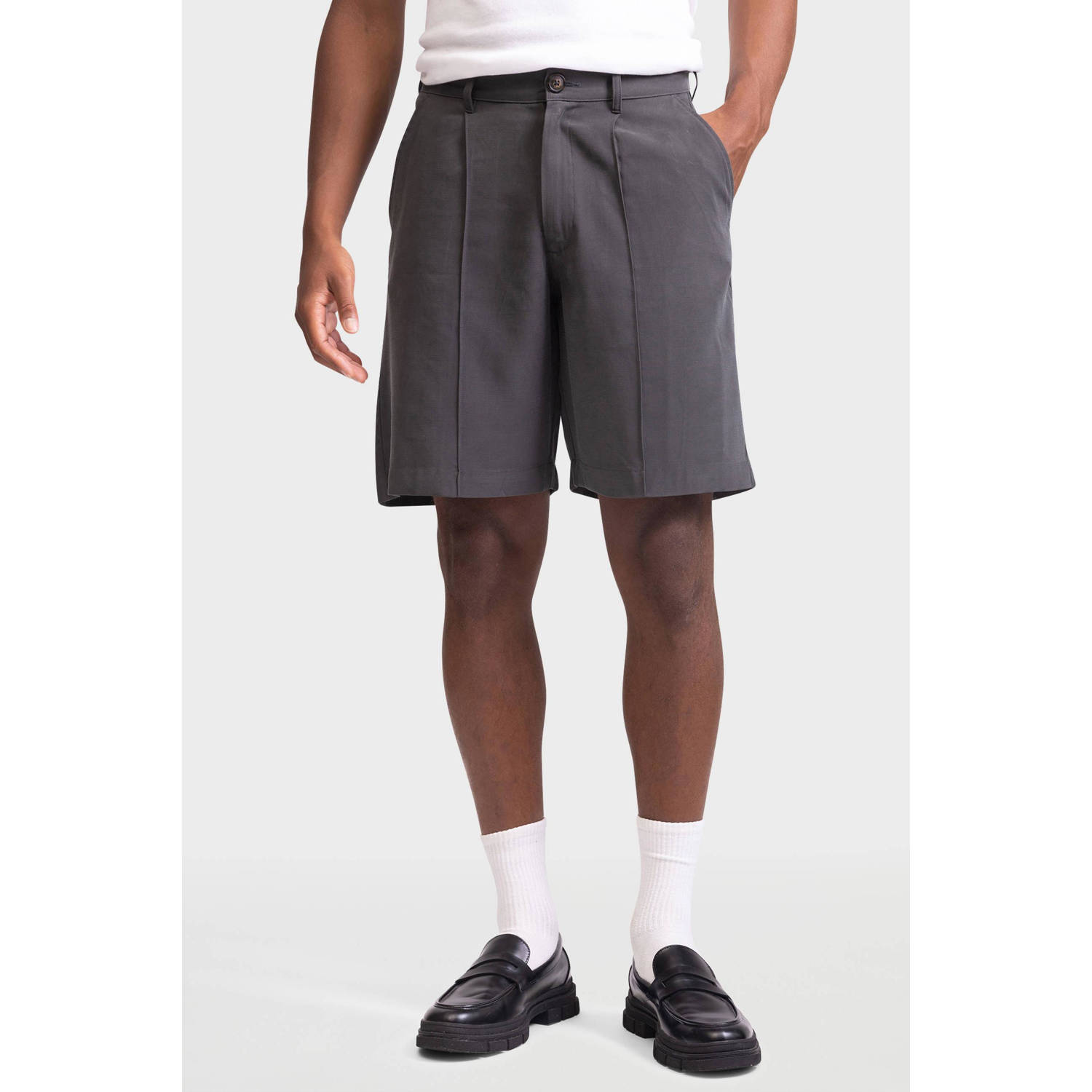 Redefined Rebel loose bermuda short antraciet