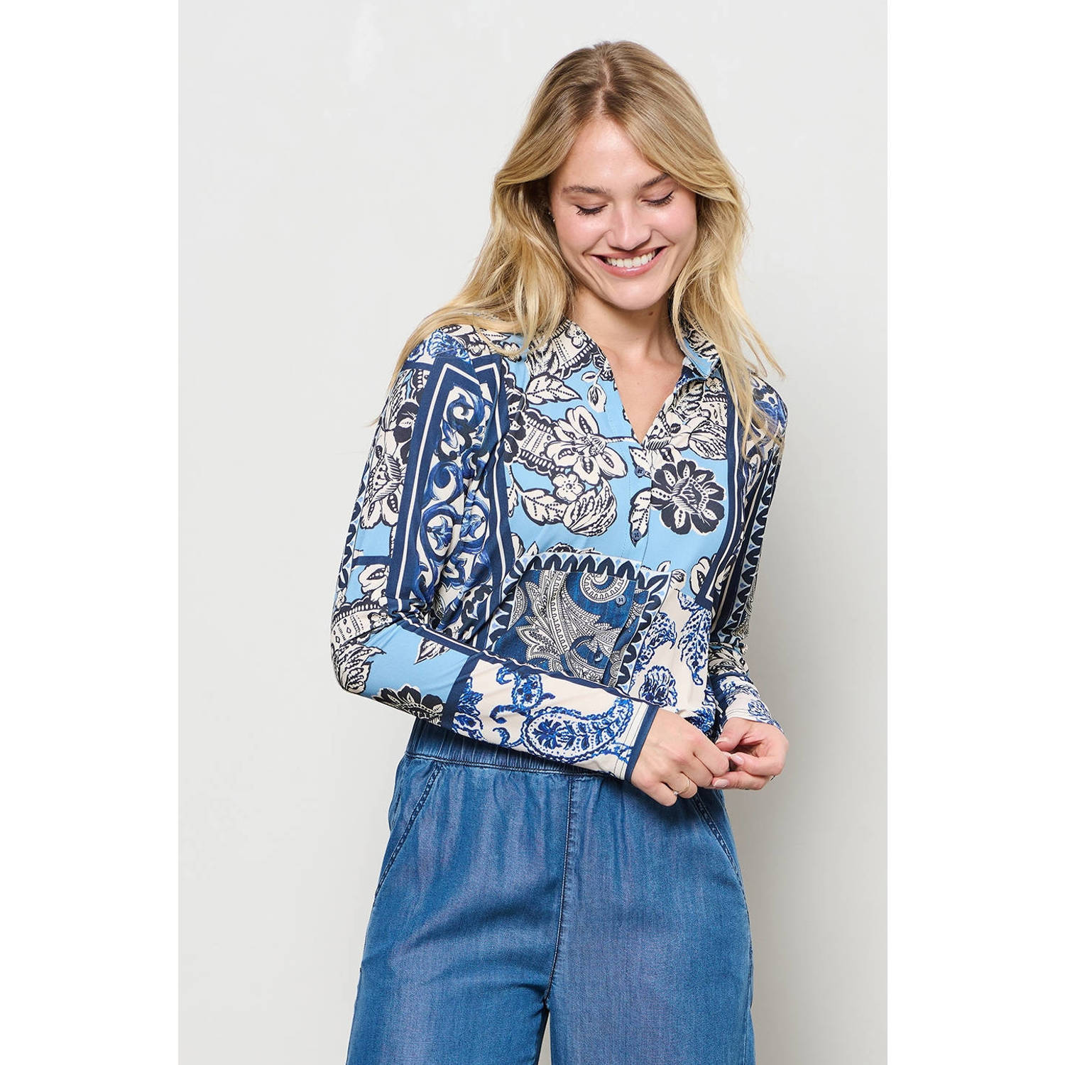 &Co Woman blouse blauw