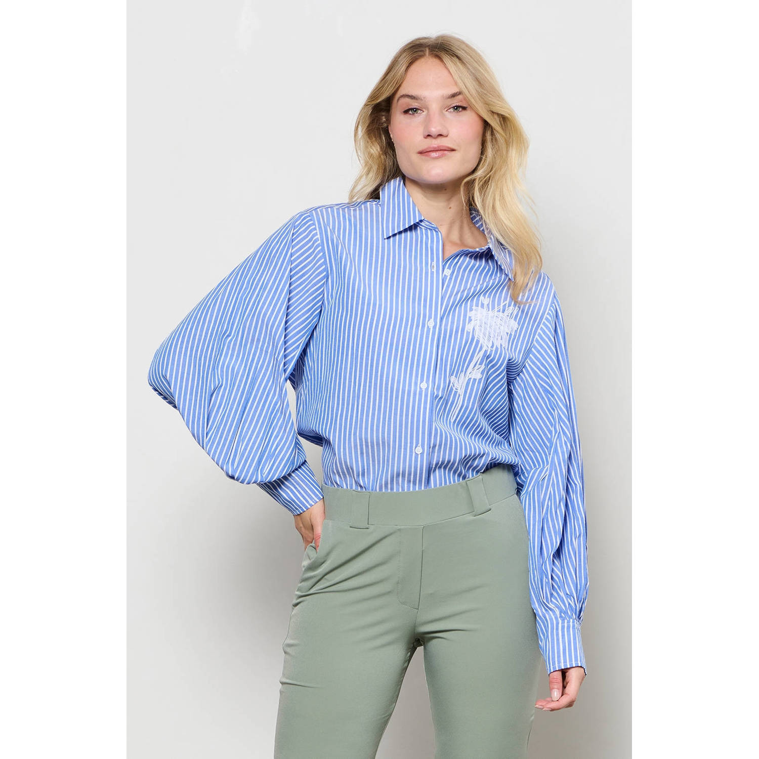 &Co Woman Overhemd met lange mouwen effen kleur Blue Dames
