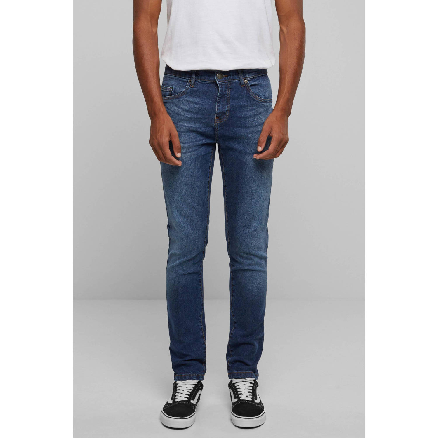 Urban Classics tapered slim fit jeans blauw