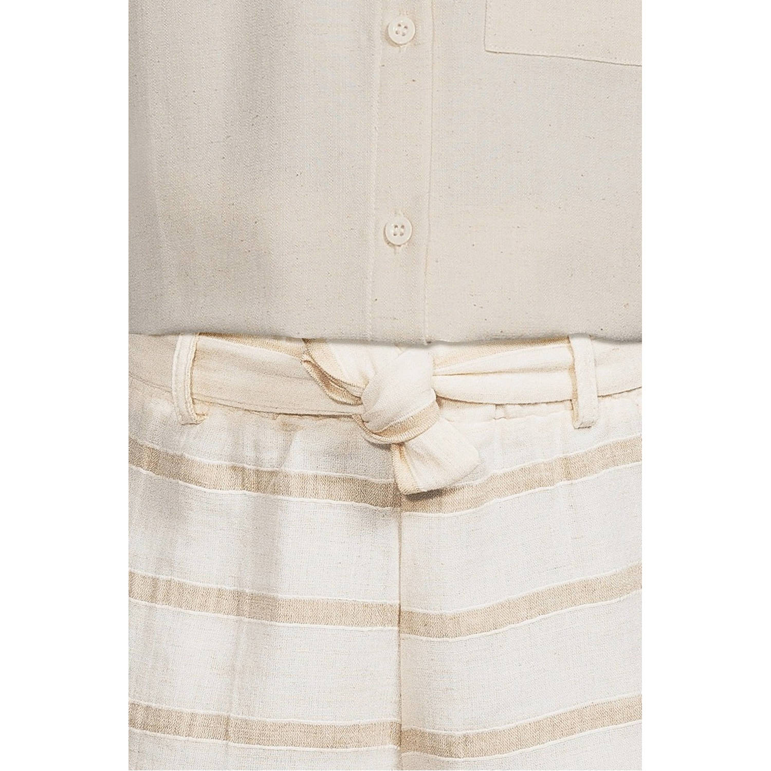 LEVV regular casual short bruin