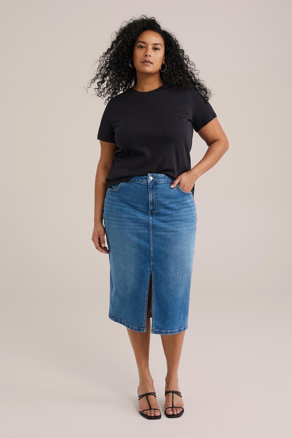 Half lange spijker rok met knoopsluiting | Jurken & Rokken Half lange spijker rok met knoopsluiting | Jurken & Rokken