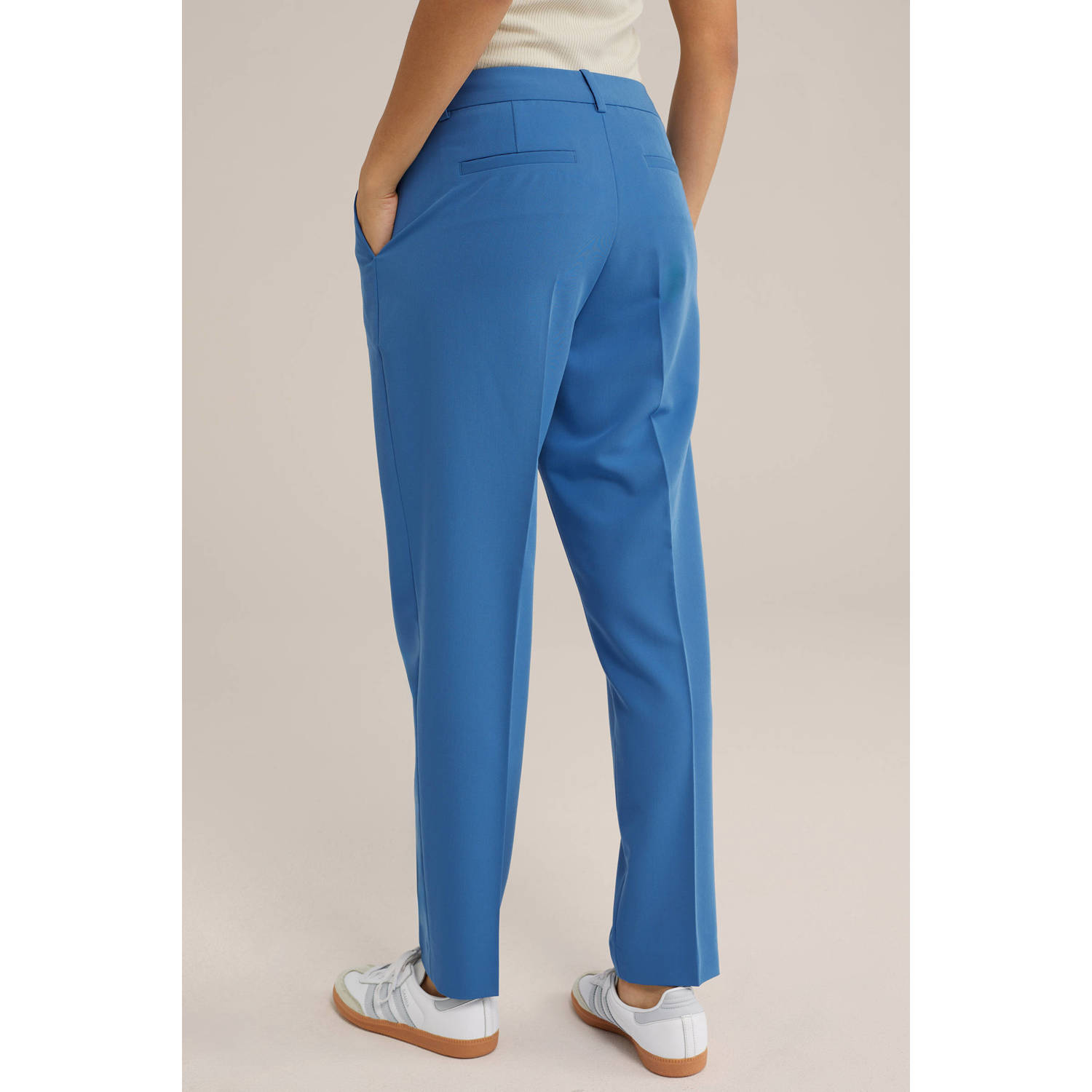 WE Fashion tapered regular waist pantalon lichtblauw