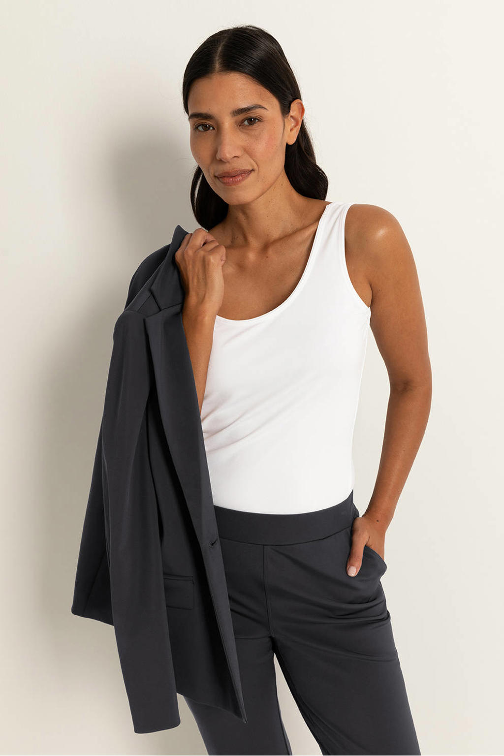 Ecru dames Claudia Sträter jersey singlet gebreid met effen en ronde hals
