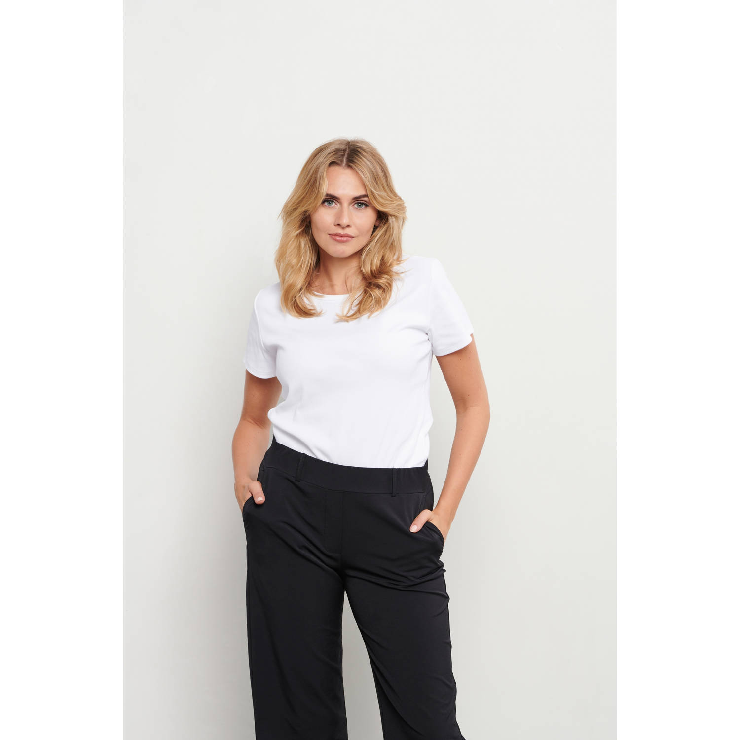 &Co Woman T-shirt ecru