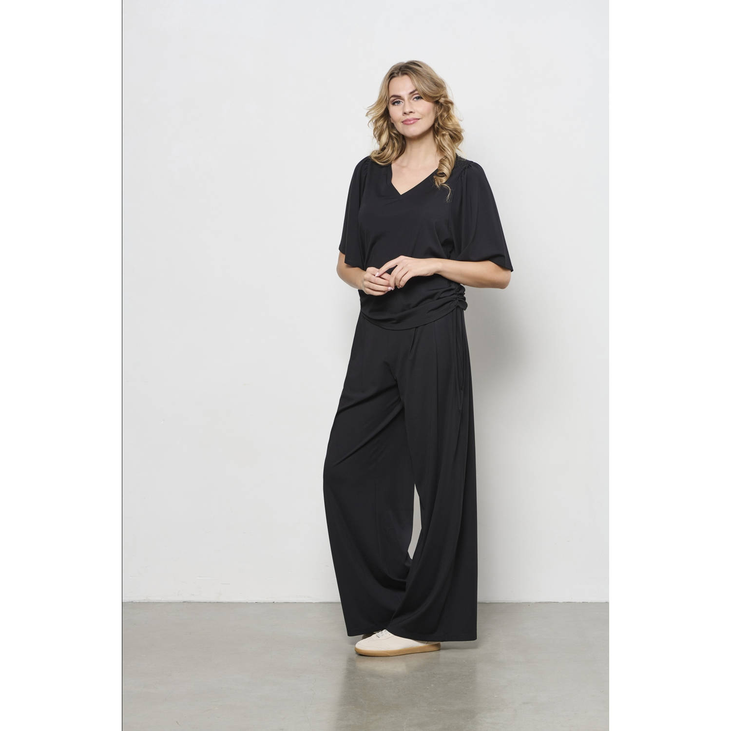 &Co Woman top zwart