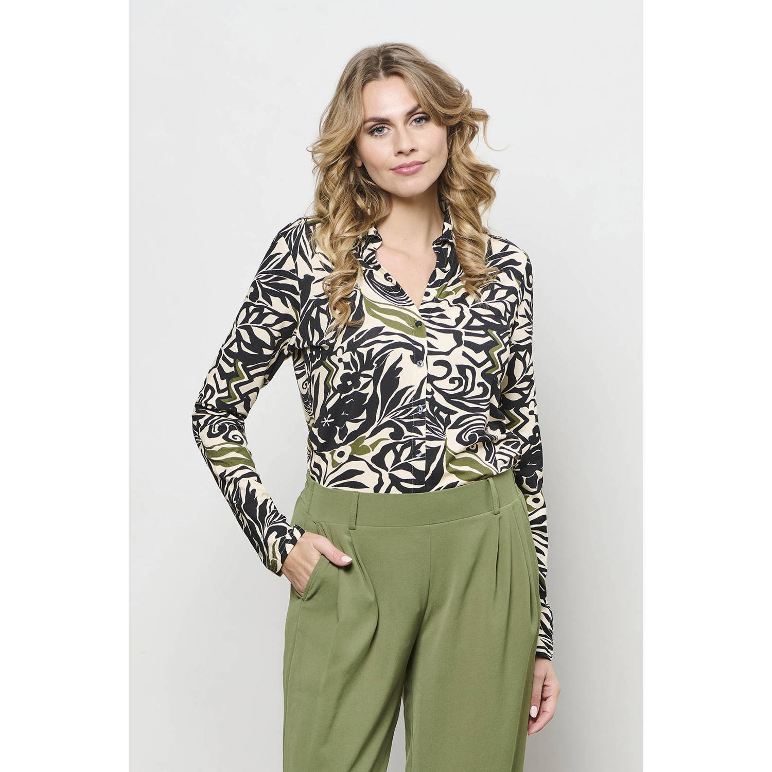 &Co Woman blouse zwart