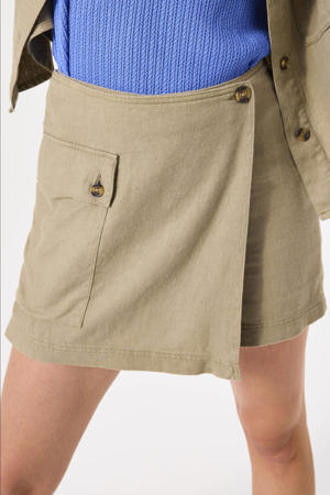 skort lichtbruin