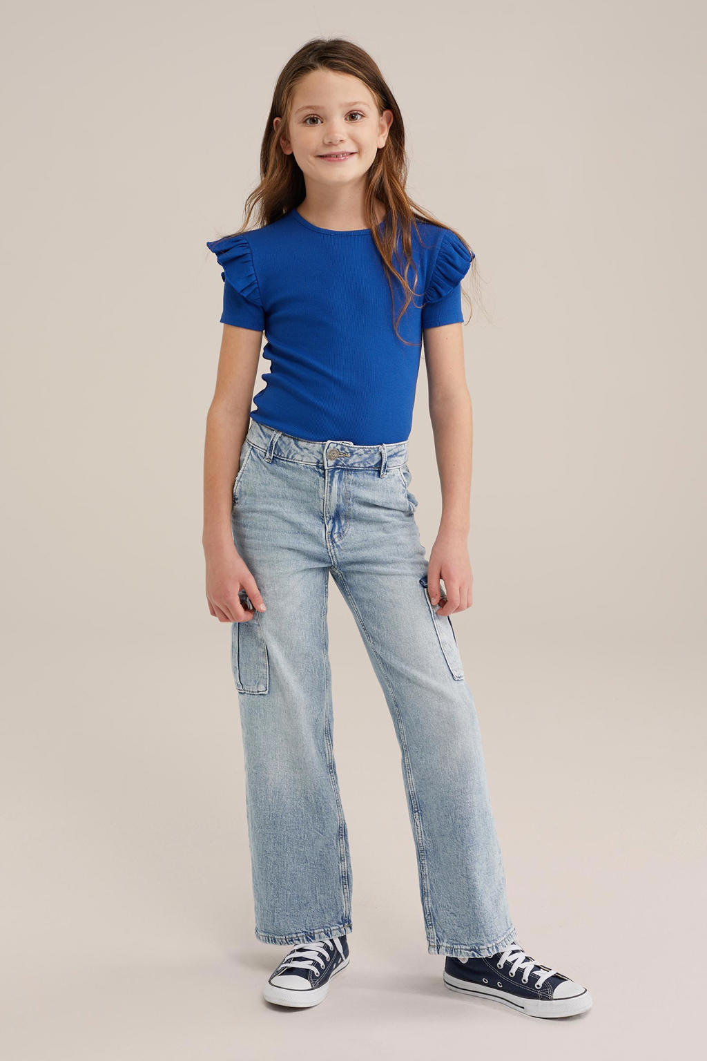 Donkerblauwe meisjes WE Fashion T-shirt van stretchkatoen met effen, korte mouwen, ronde hals en ruches