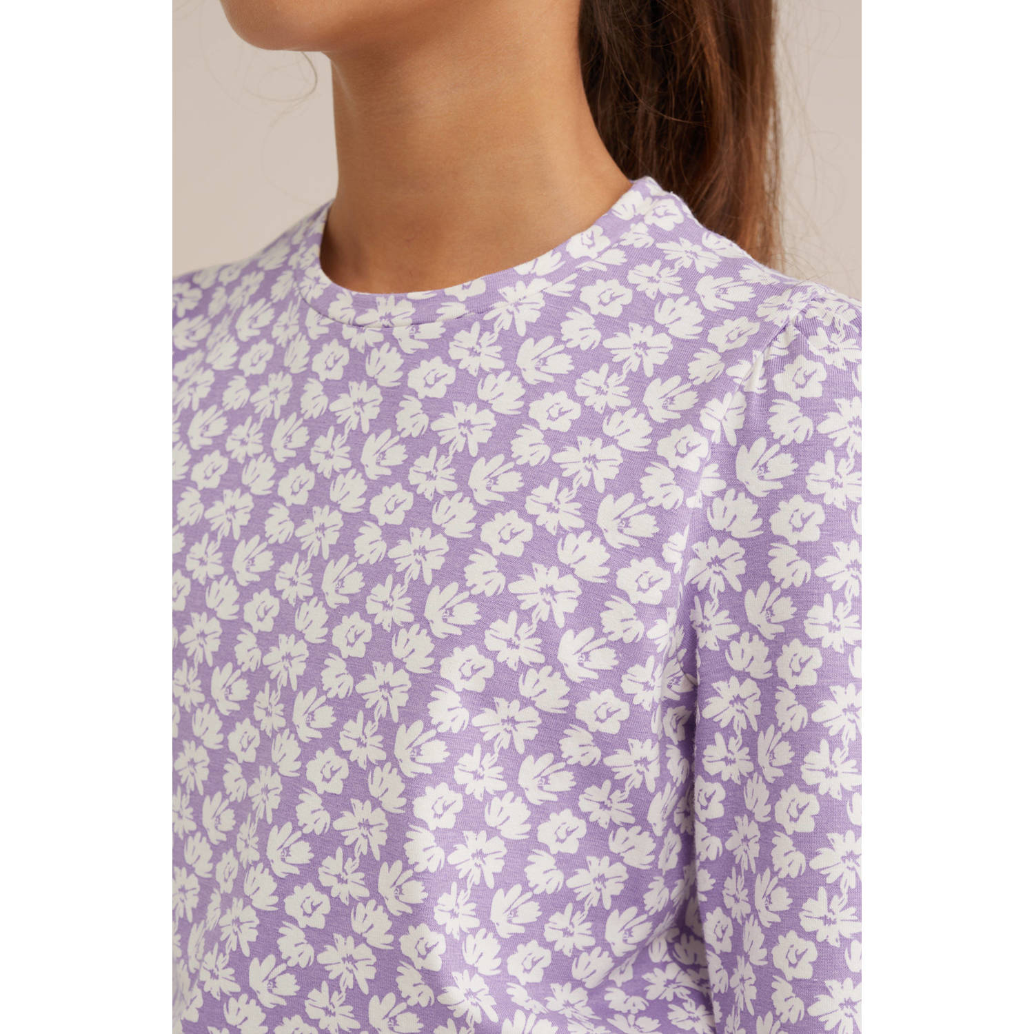WE Fashion sweater lila