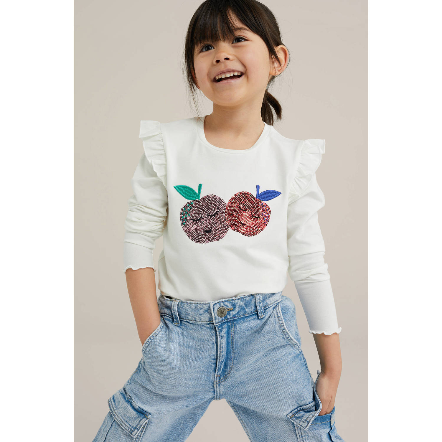 WE Fashion longsleeve ecru met pailletten