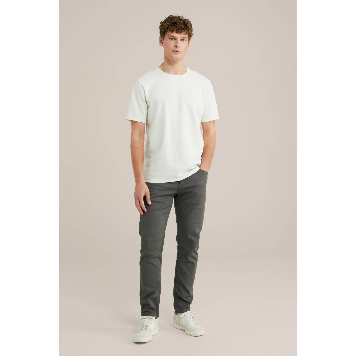 WE Fashion slim chino donkergroen