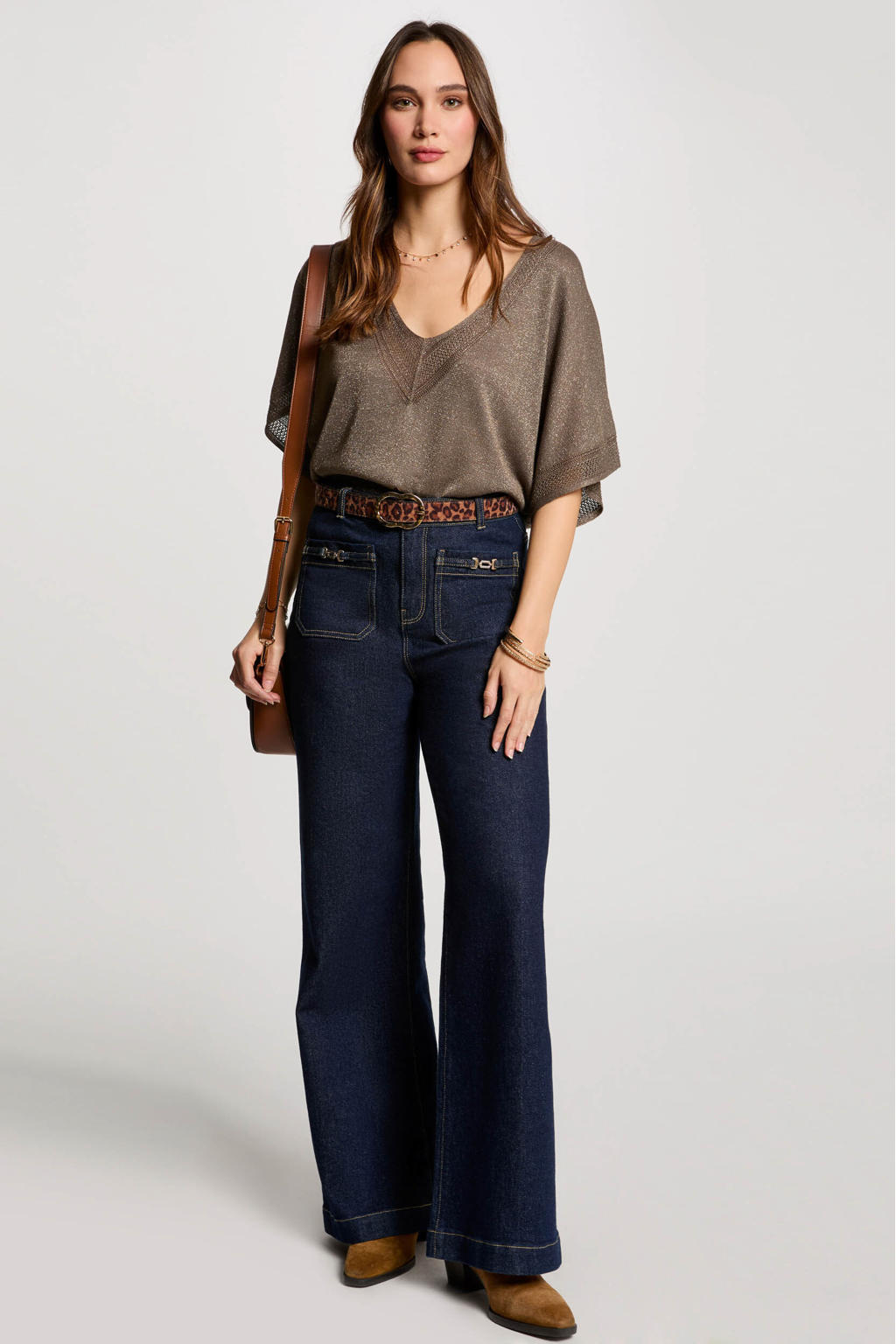 Kakikleurige dames Morgan top groen van viscose met effen, korte mouwen, V-hals en glitters