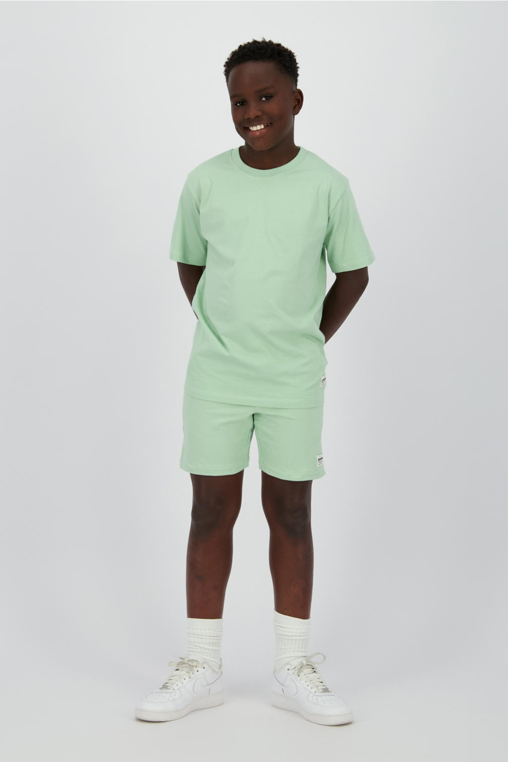 Lichtgroene jongens Raizzed T-shirt van katoen met backprint, korte mouwen en ronde hals