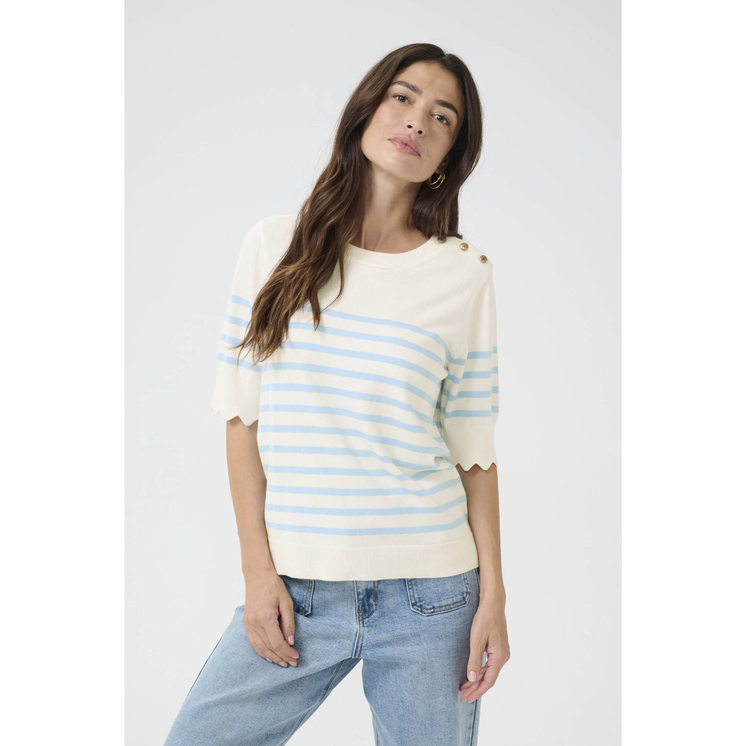 Cream top ecru