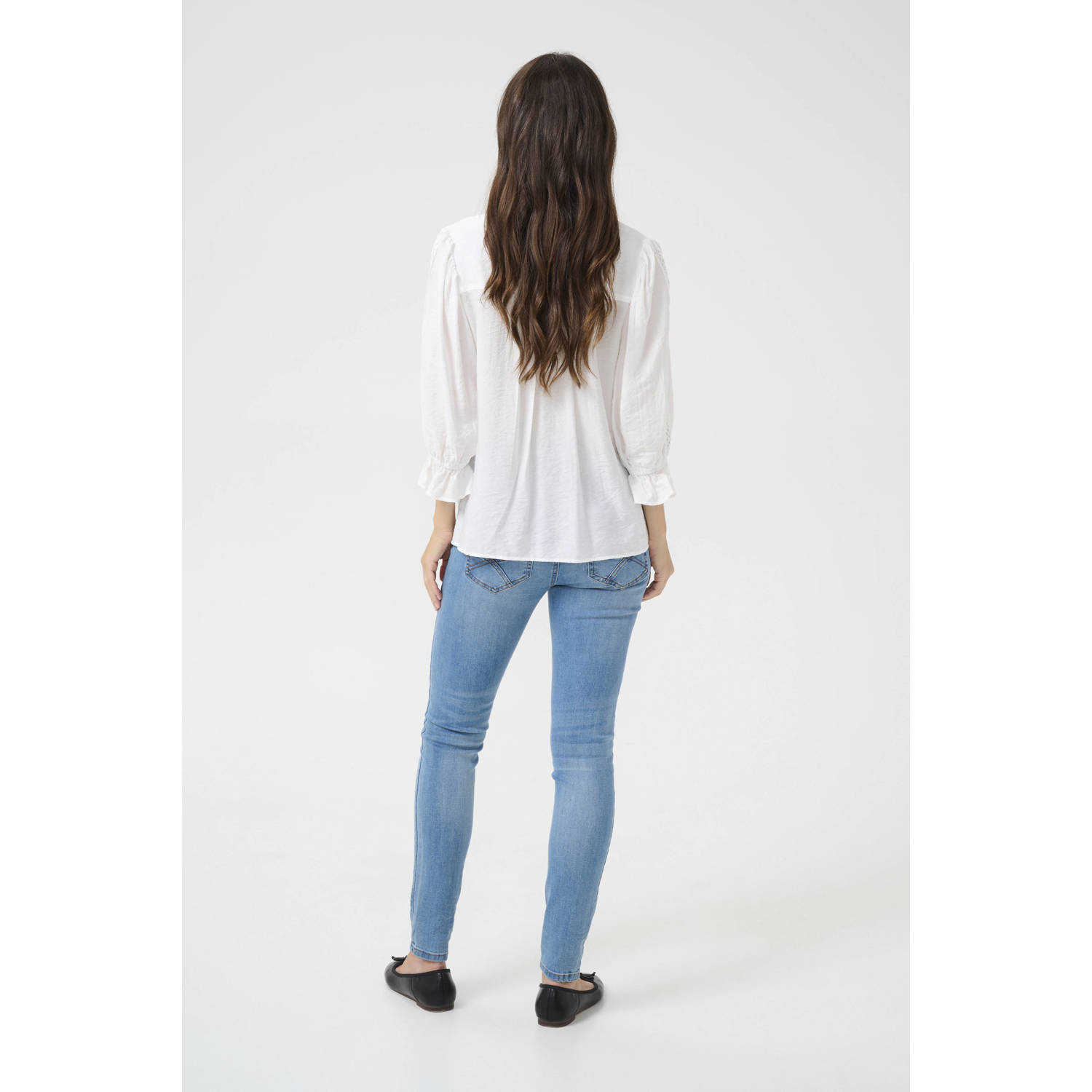 Cream blouse wit broderie