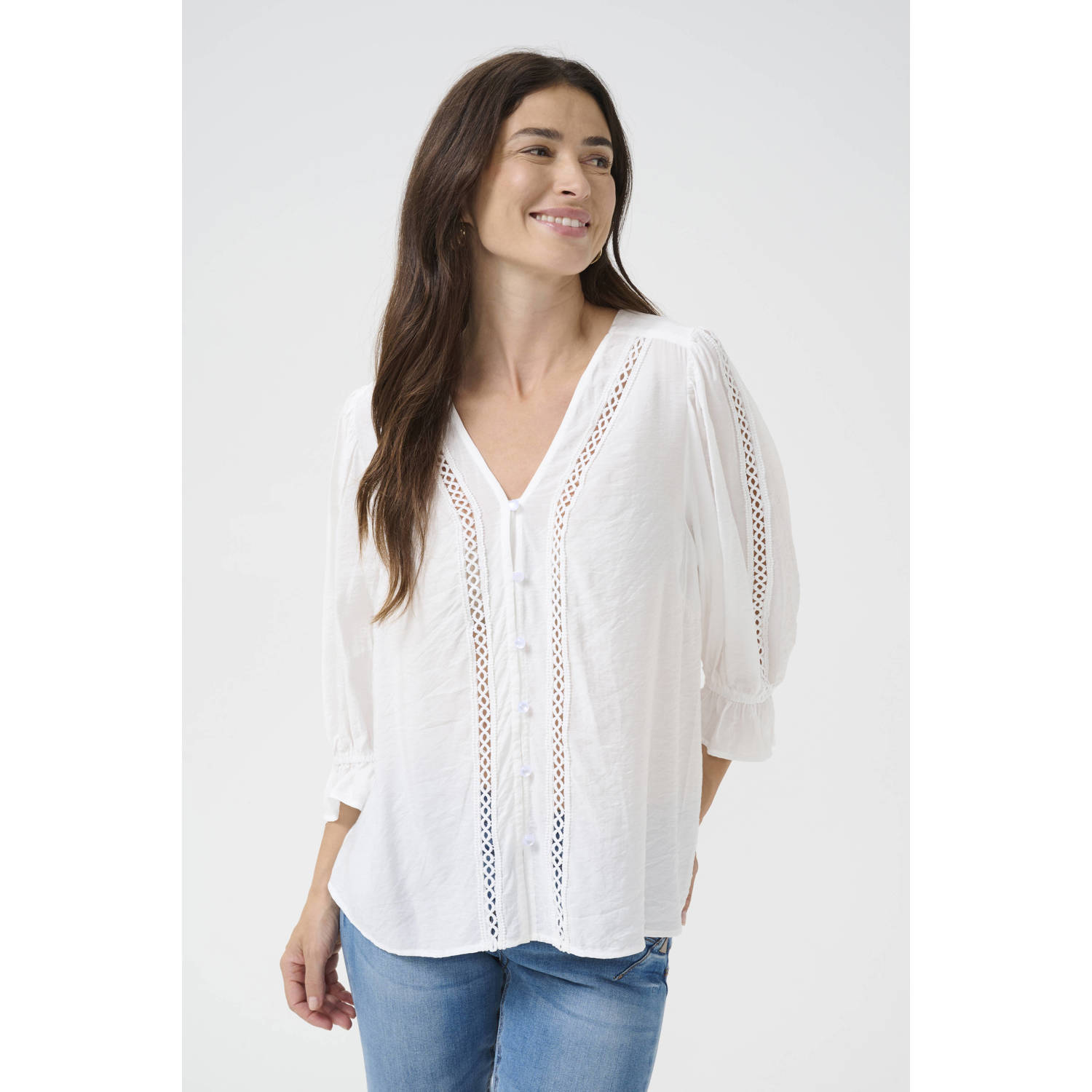 Cream blouse wit broderie