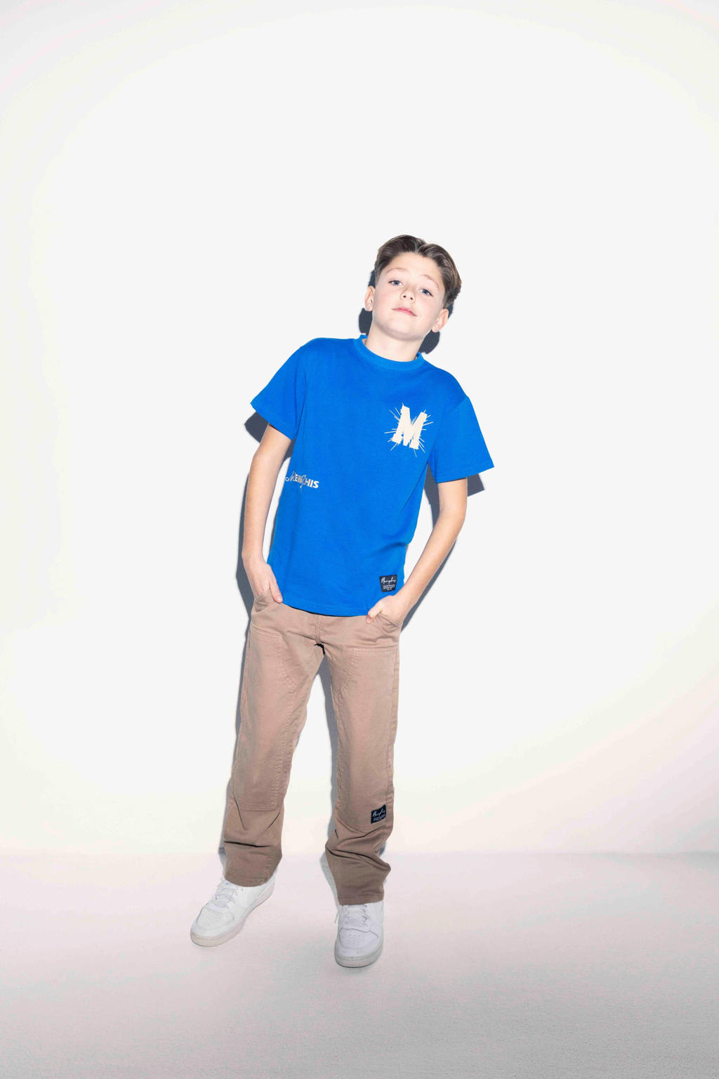 Blauw en ecru jongens Retour Jeans X Memphis T-shirt van katoen met backprint, korte mouwen en ronde hals