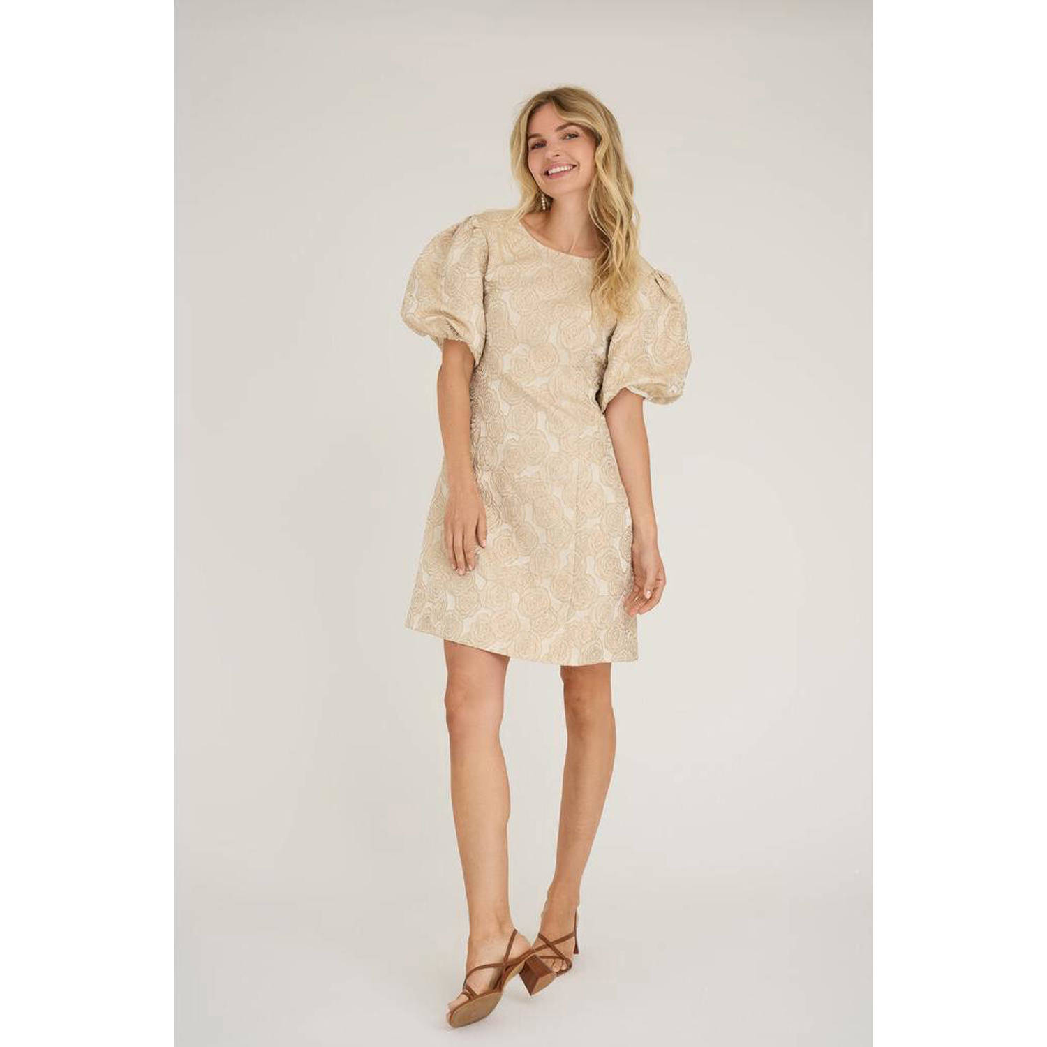 A-View cocktailjurk beige