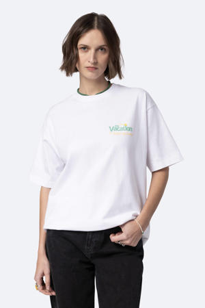 T-shirt wit