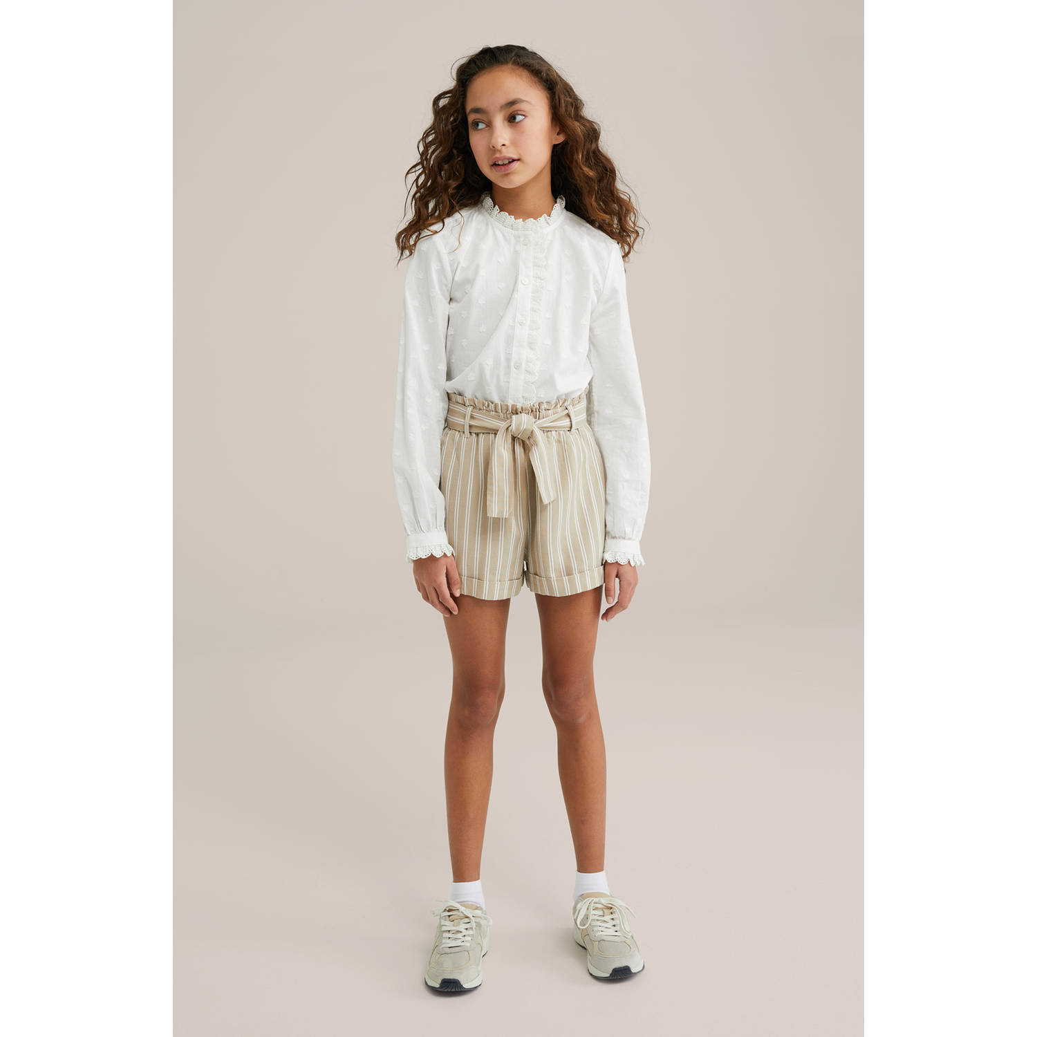 WE Fashion straight paperbag short beige