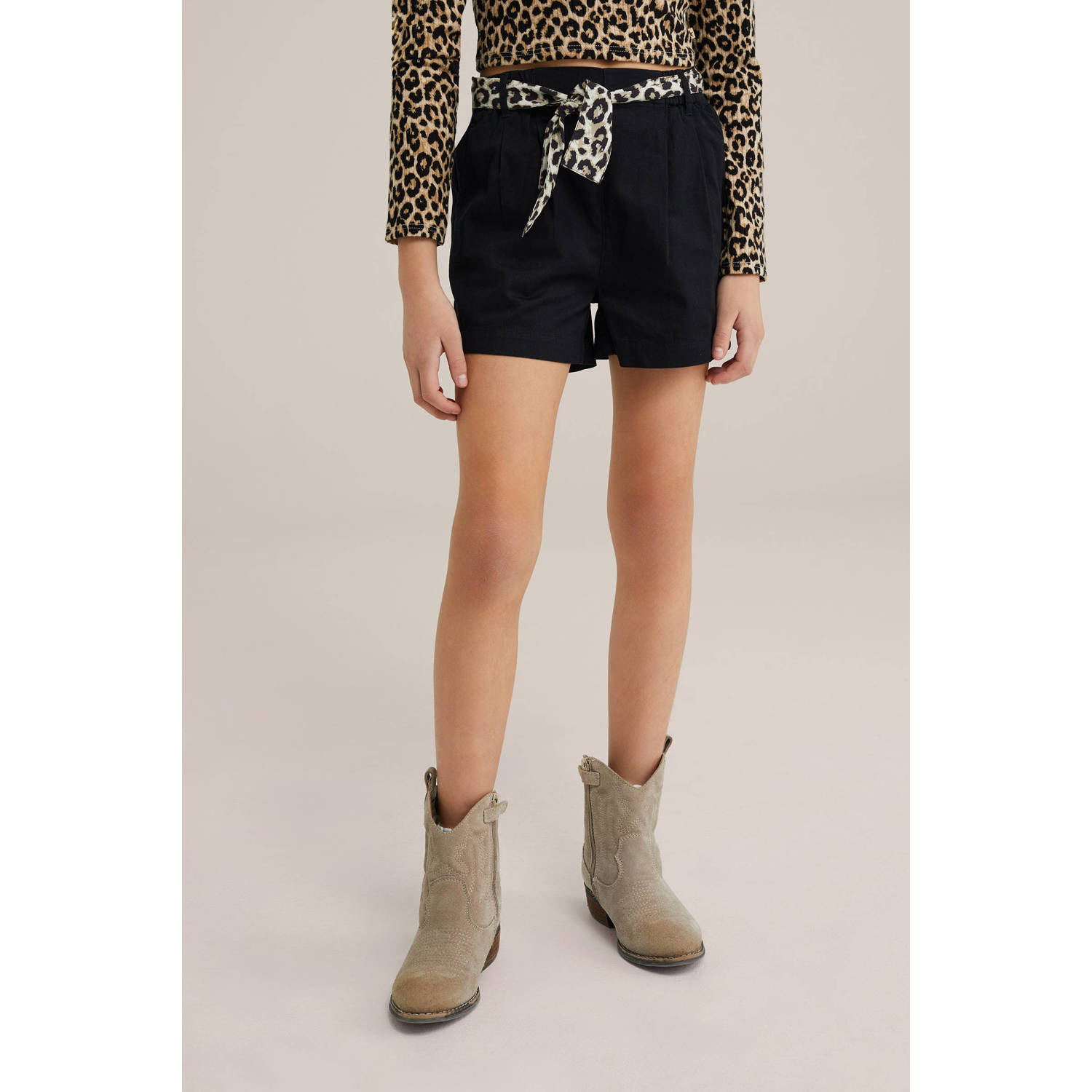 WE Fashion casual short zwart