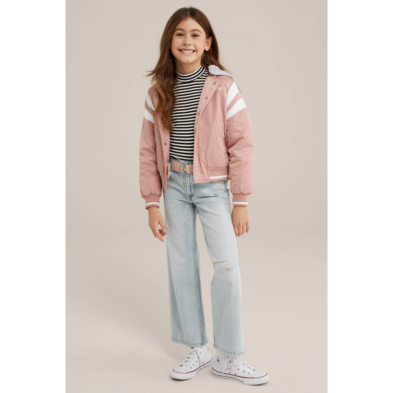 WE Fashion bomberjack lichtroze