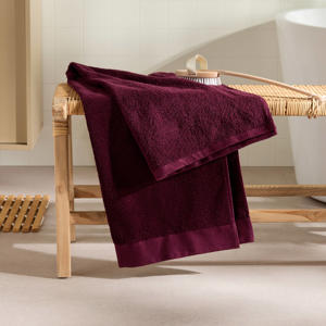 handdoek aubergine (140x70 cm)