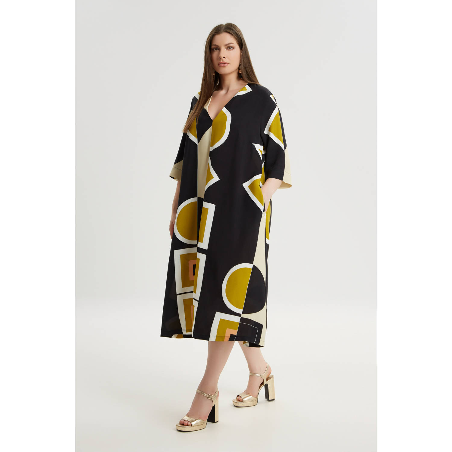 Mat Fashion A-lijn jurk zwart