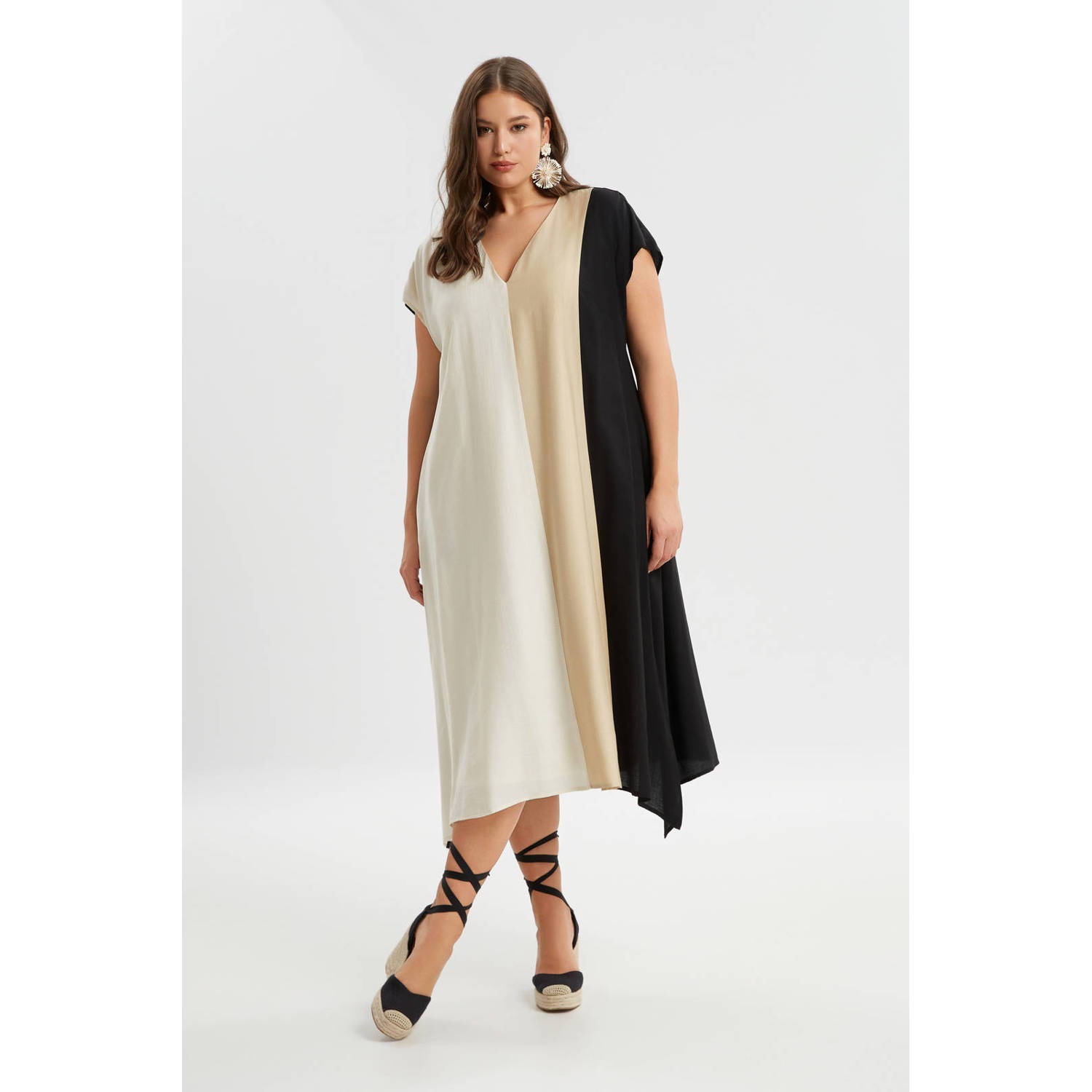 Mat Fashion A-lijn jurk zwart