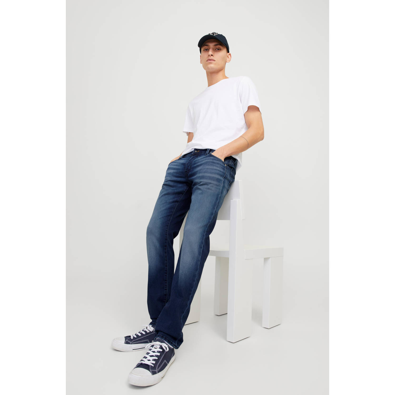 JACK & JONES JEANS INTELLIGENCE JJIMIKE JJFOX tapered jeans blue denim