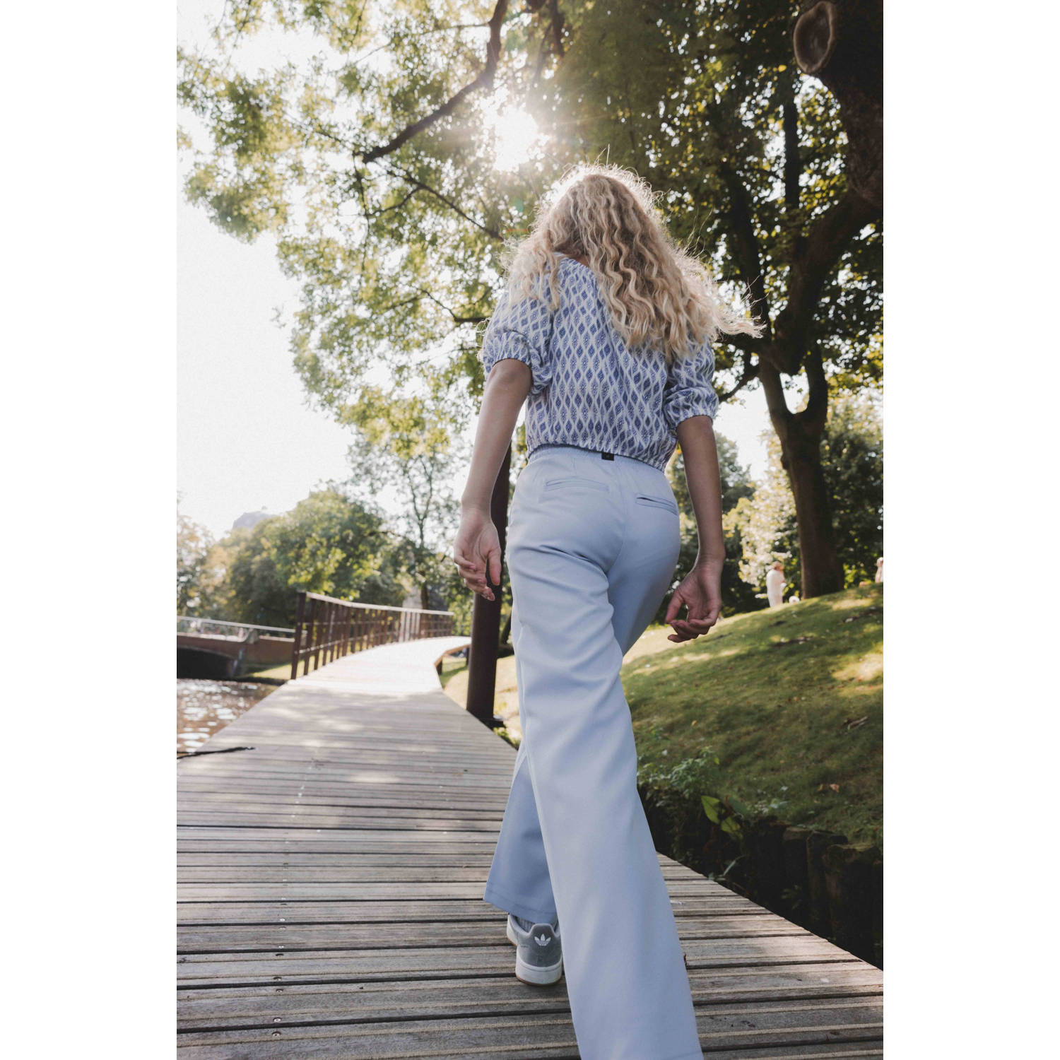 LOOXS 10sixteen relaxed sweatpant lichtblauw