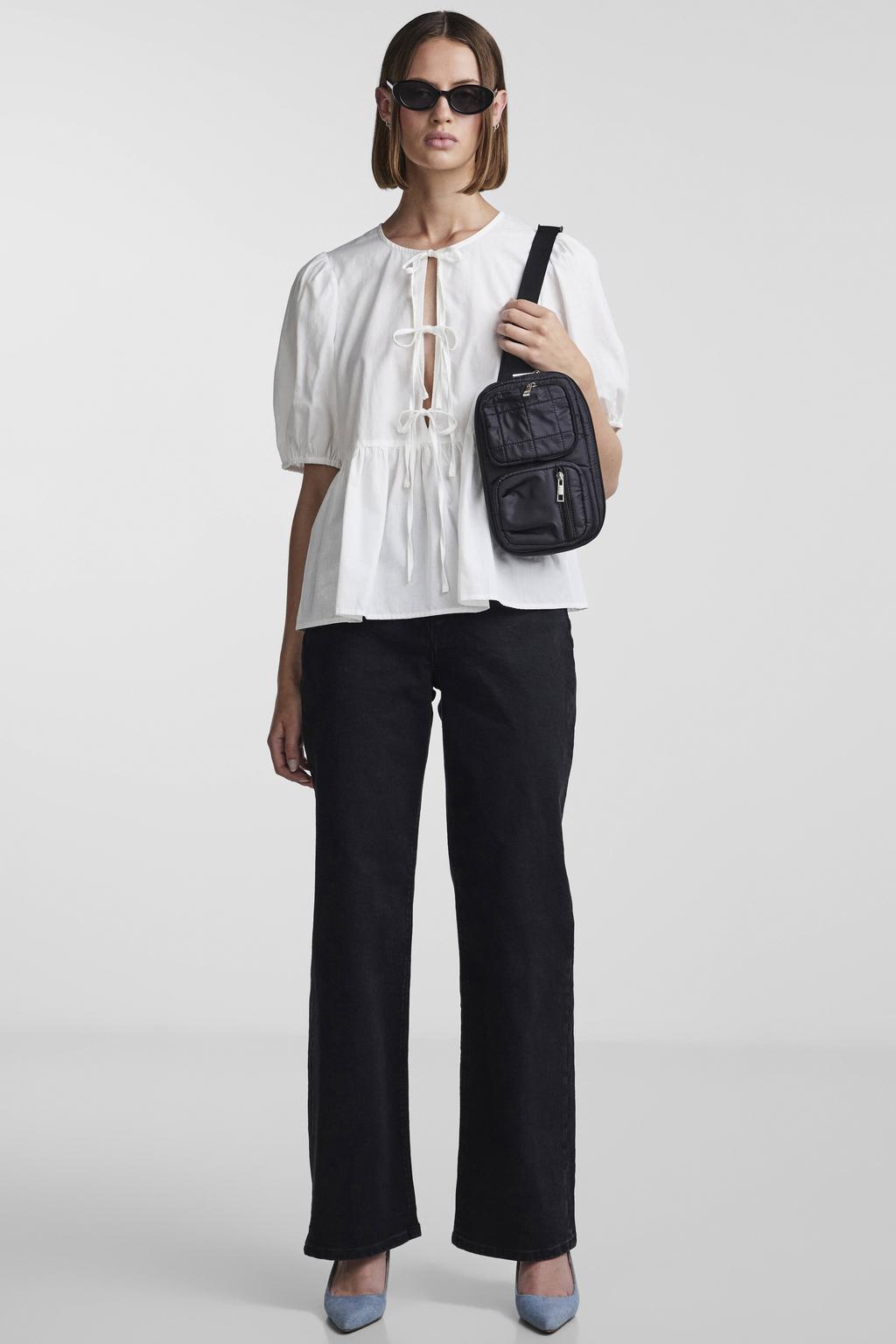 Witte dames PIECES top met effen, korte mouwen, ronde hals, trekkoorden en geweven detail