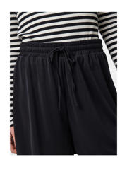 thumbnail: PIECES straight high waist casual short zwart