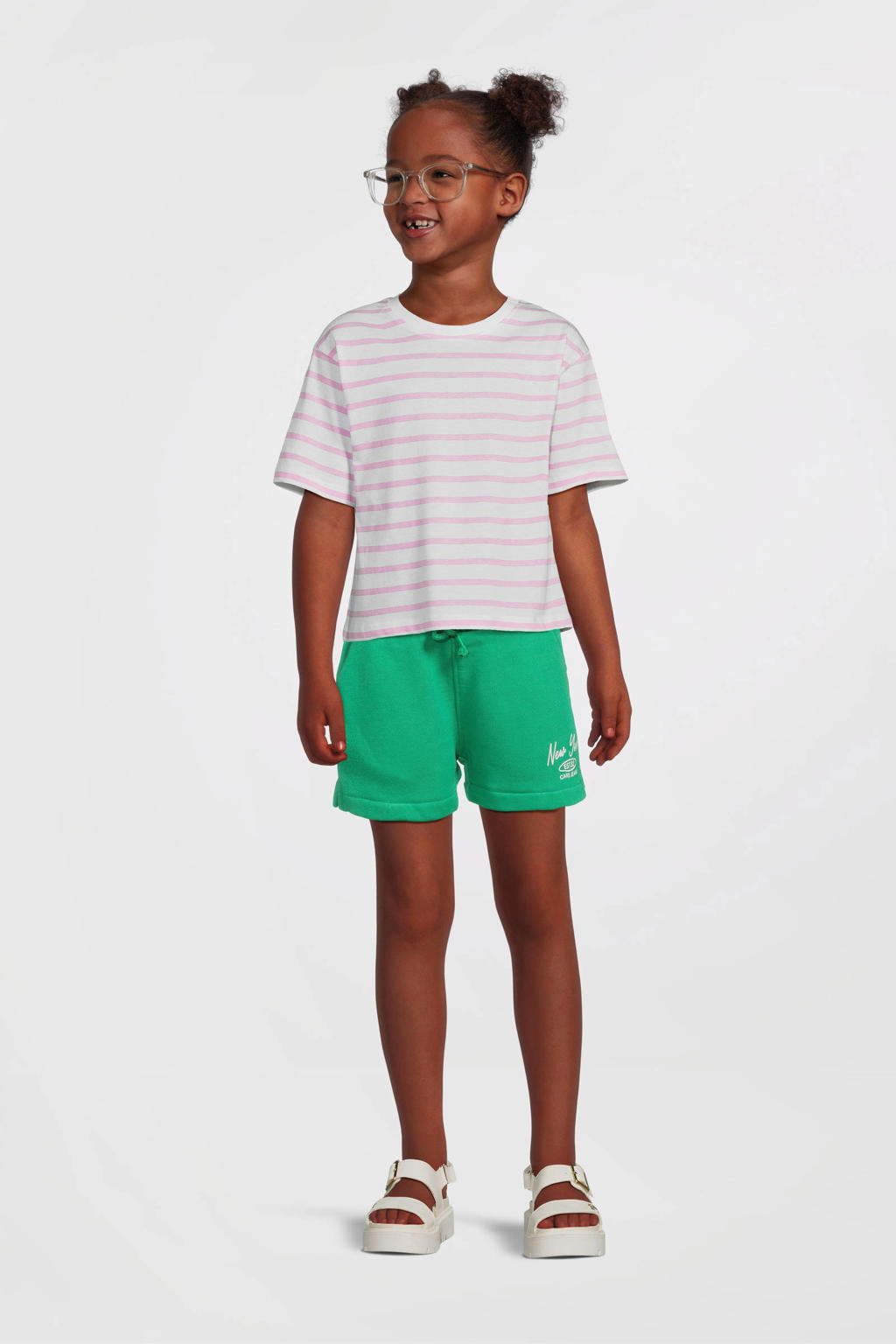 Groen en witte meisjes Cars sweatshort van katoen met elastische tailleband met koord en tekst print