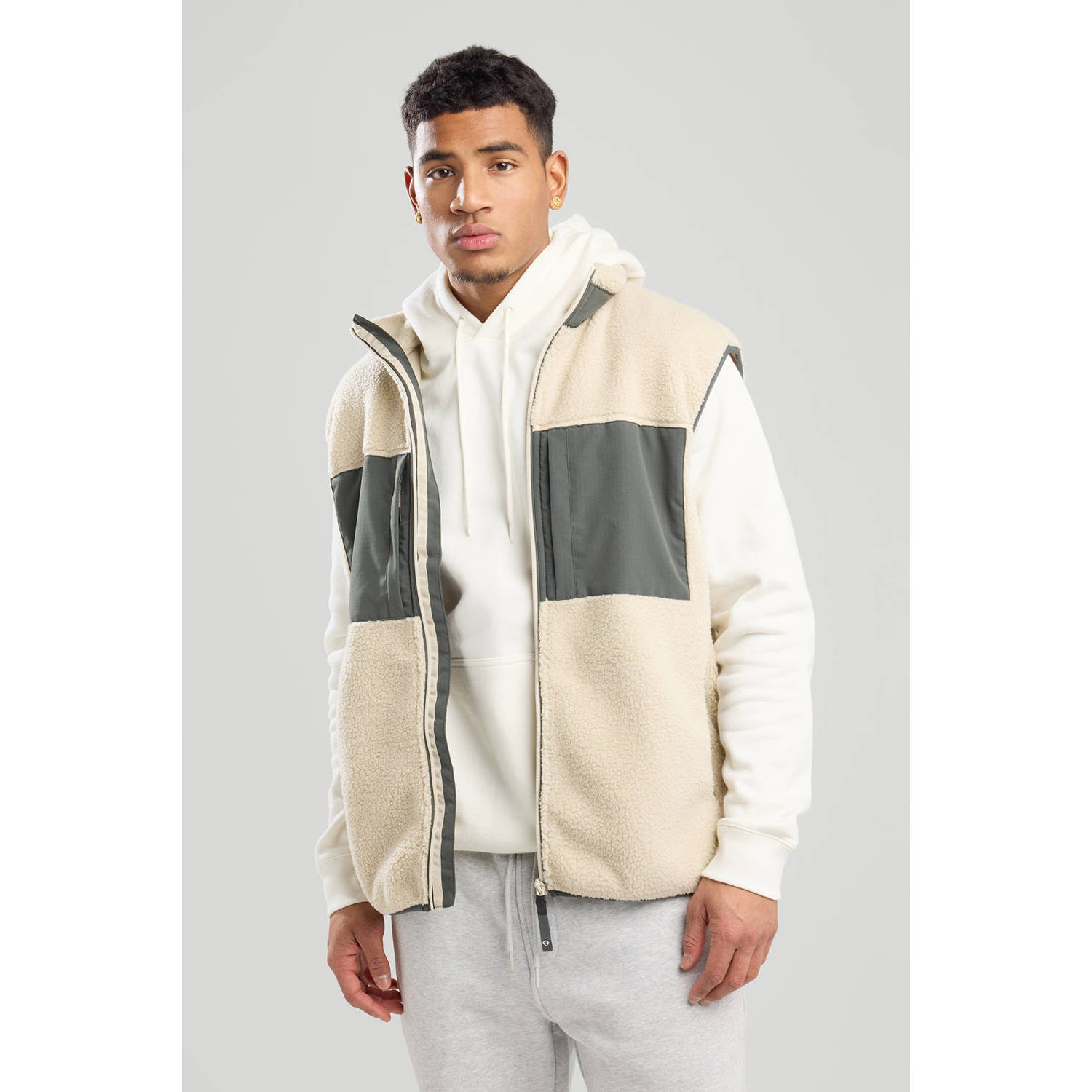 America Today bodywarmer ecru