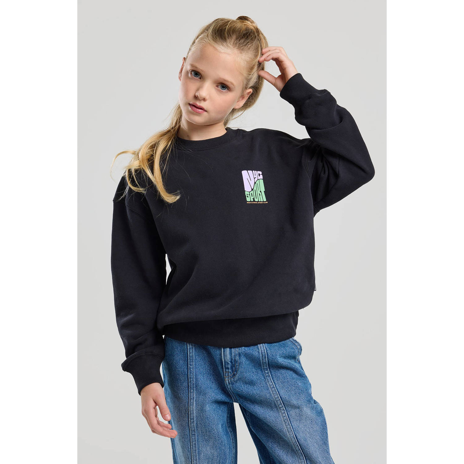 America Today sweater zwart