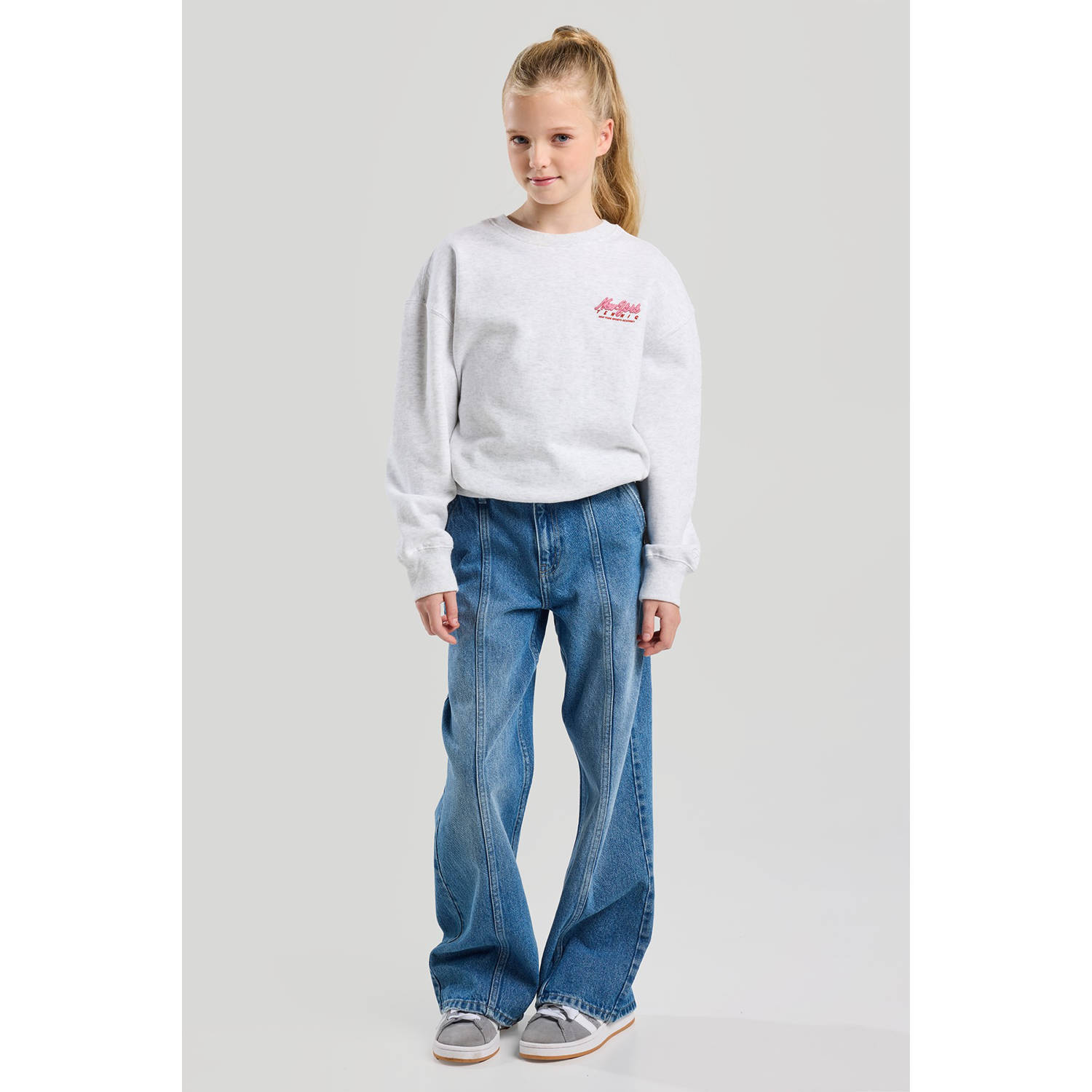 America Today sweater grijs