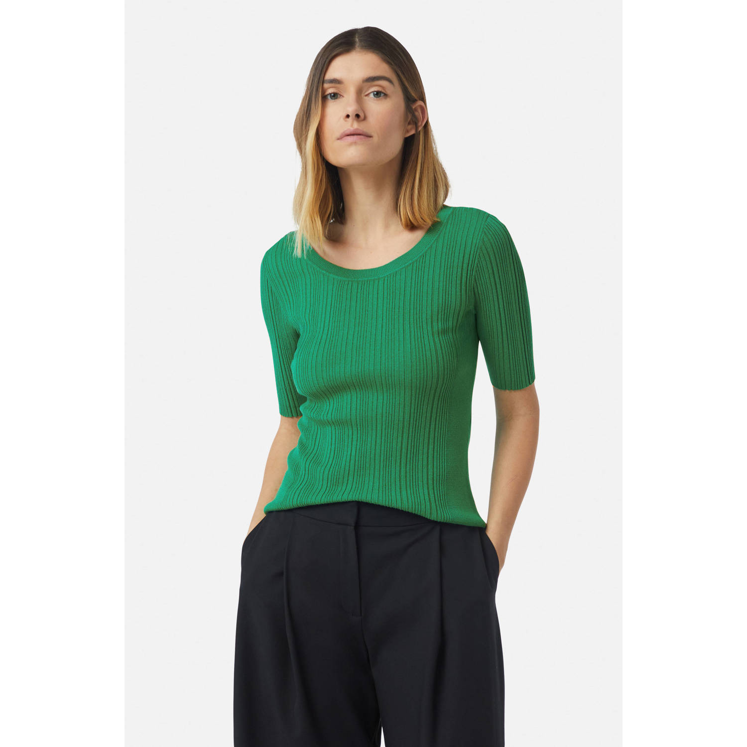 Comma top groen rib gebreid